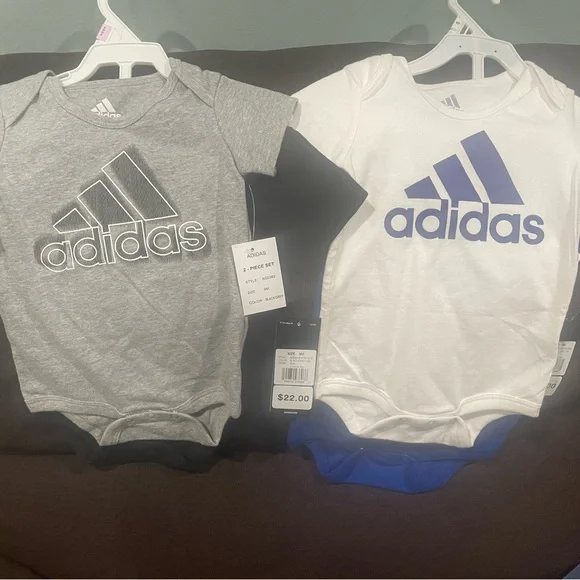 Infant Adidas Onesie 4 pack 9months - Picture 11 of 11